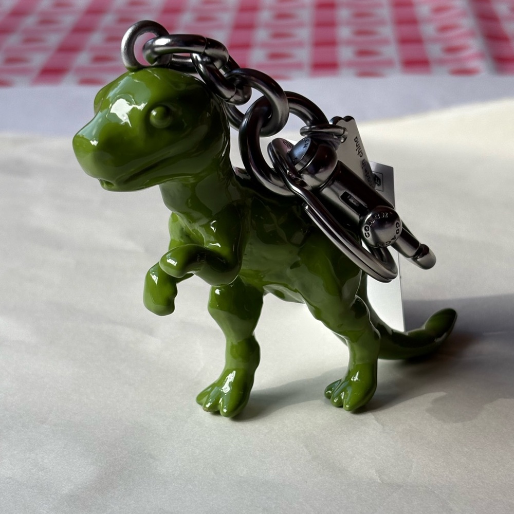 🦖 COACH T REX BAG CHARM 🦖 NWT 🦖
